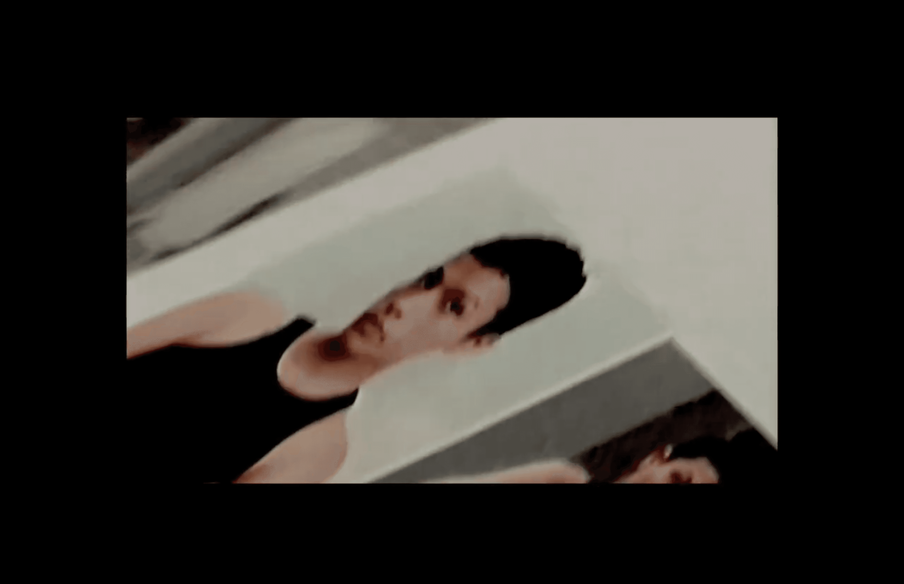 Madrid Fashion Week Merceder | Short VHs Frame Left